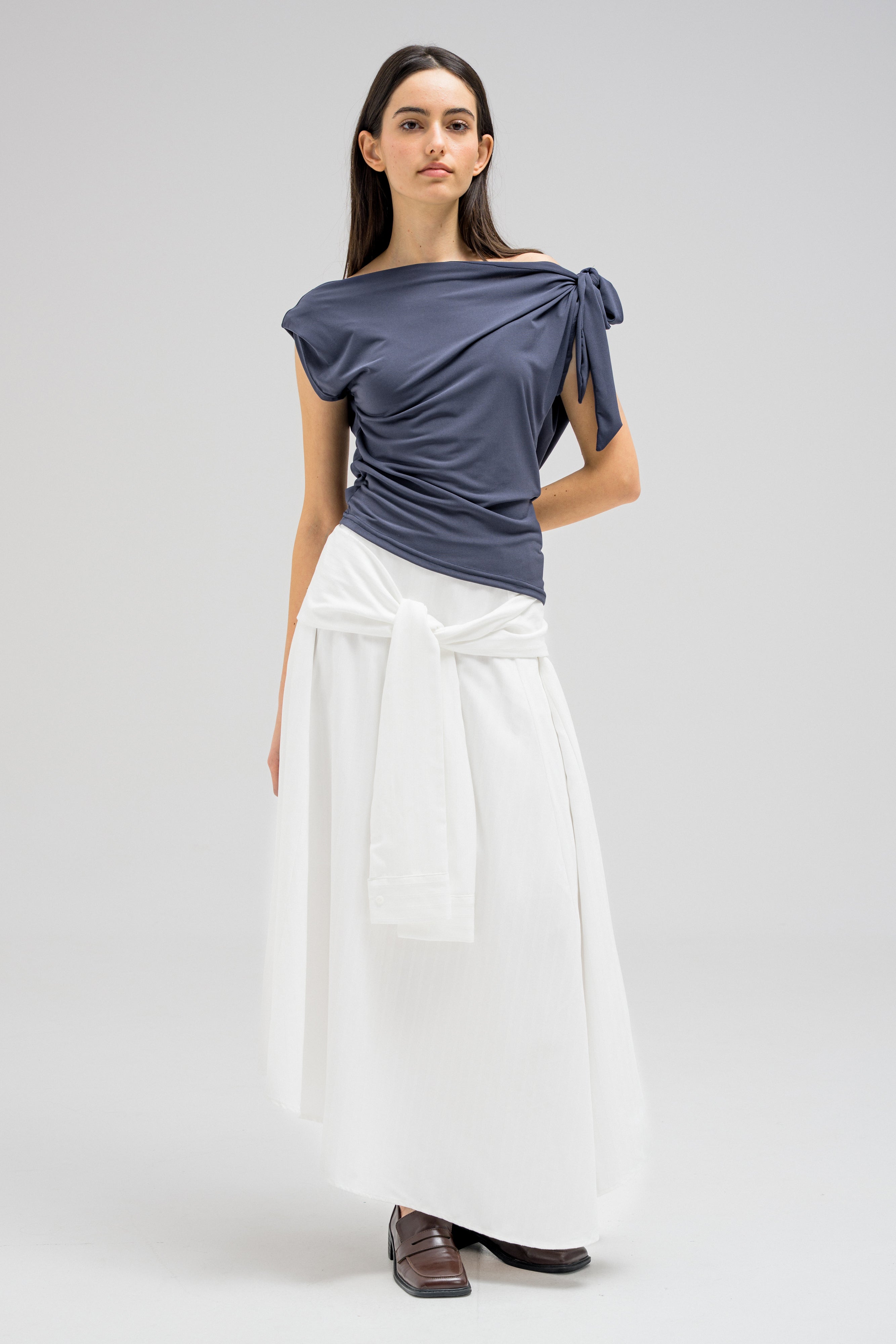 KNOT DRAPE TOP