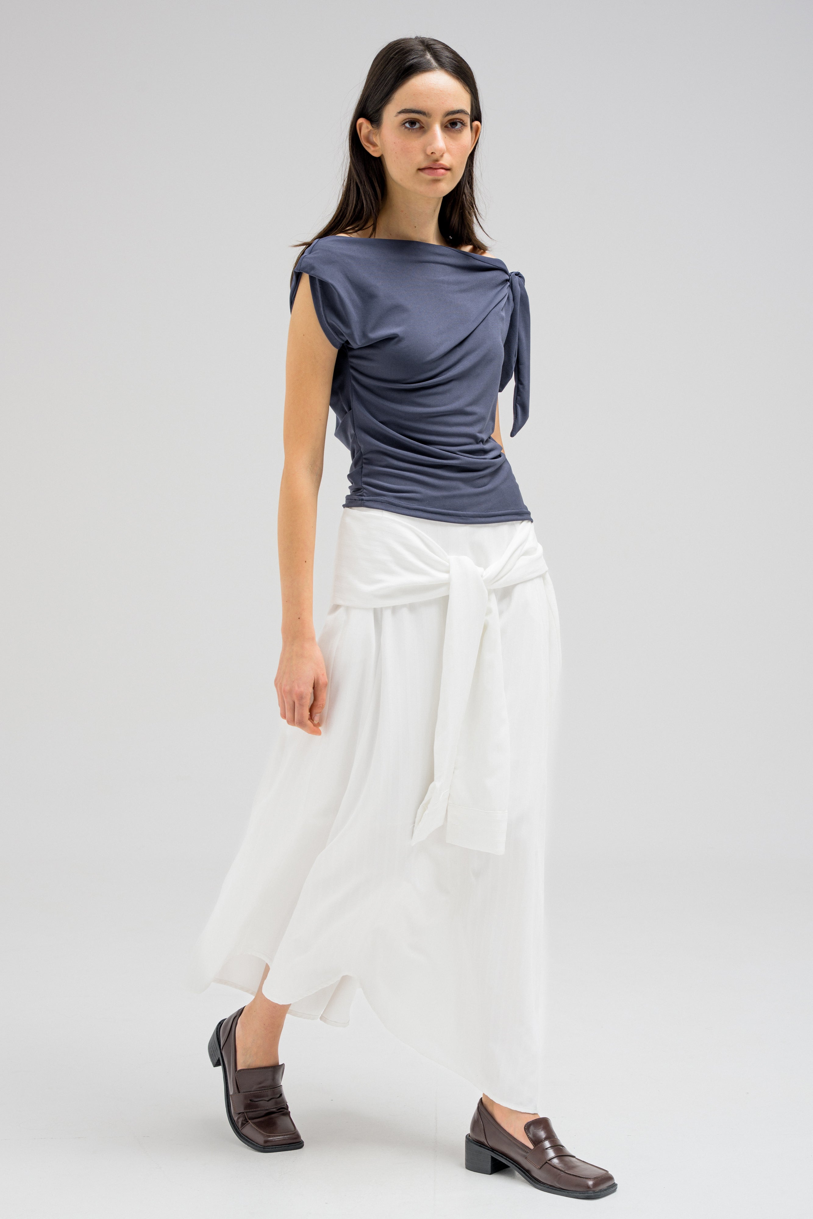 KNOT DRAPE TOP