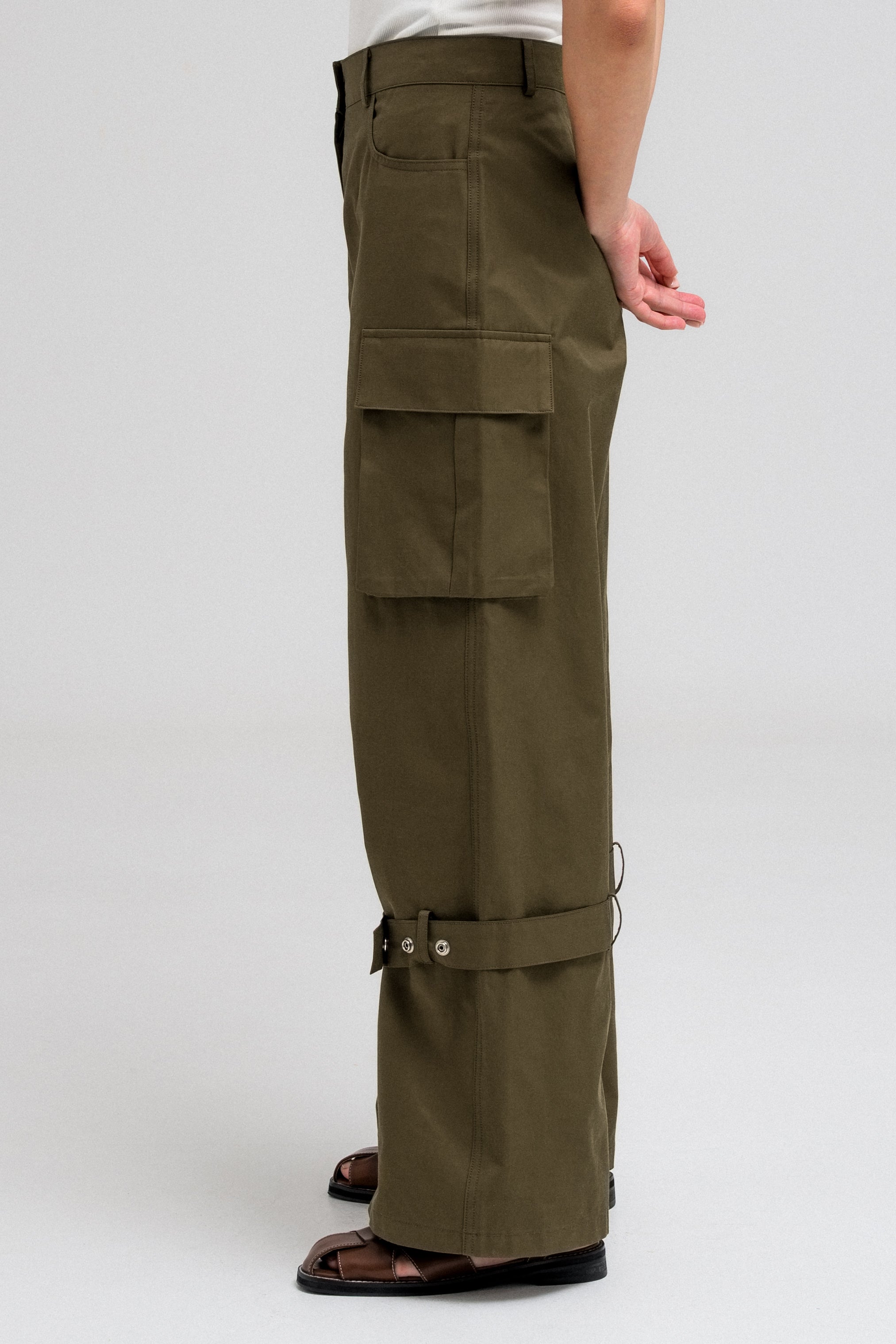 RAYA STRAP CARGO PANTS