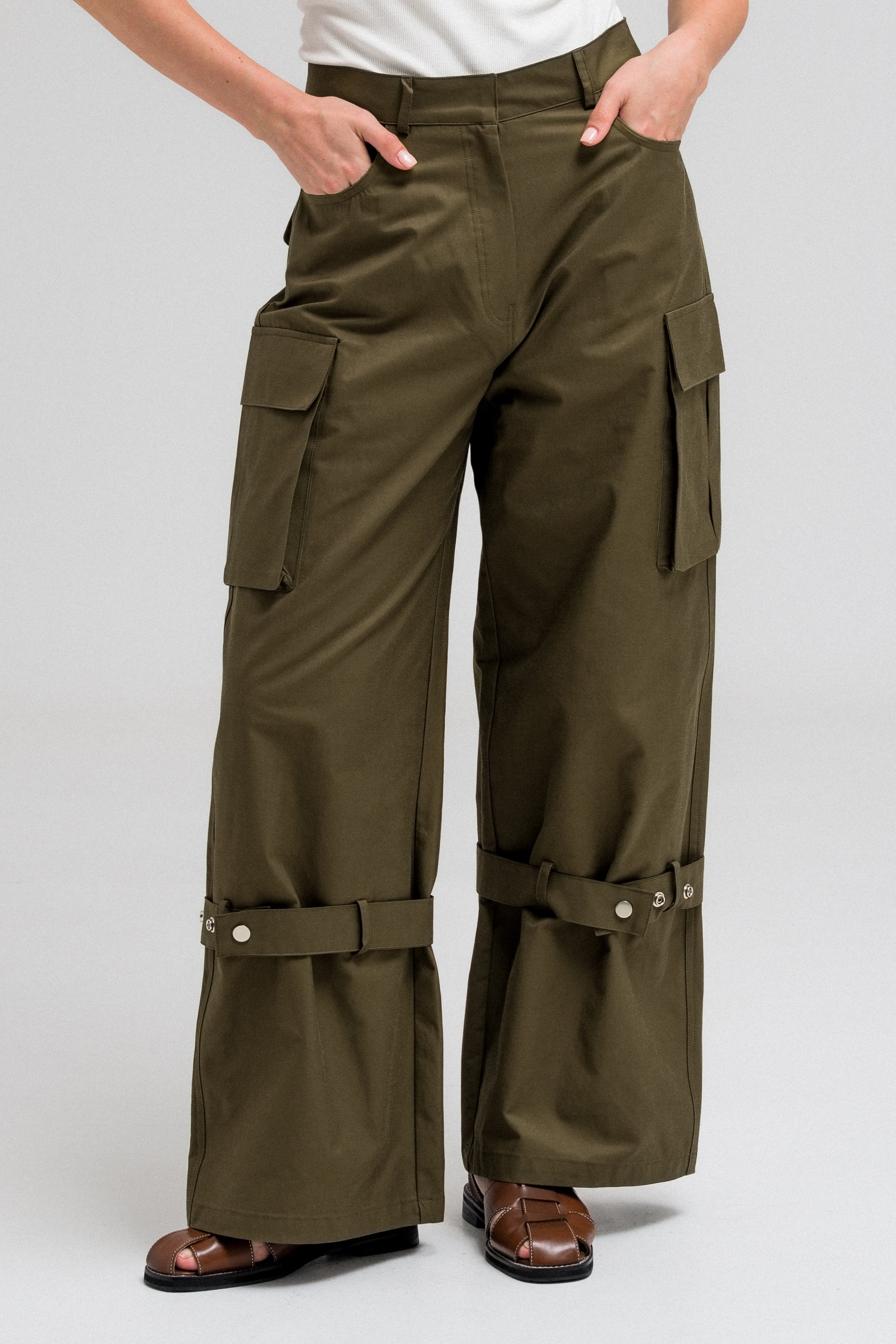 RAYA STRAP CARGO PANTS