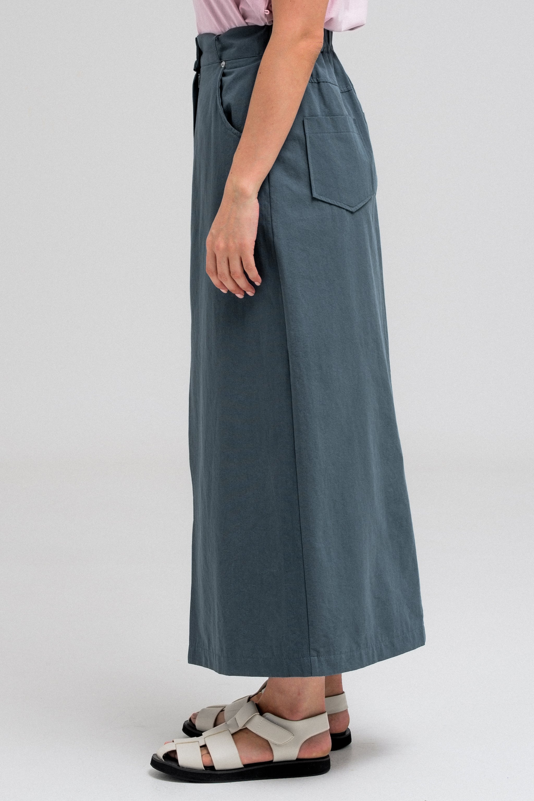 NELIA FRONT SLIT SKIRT