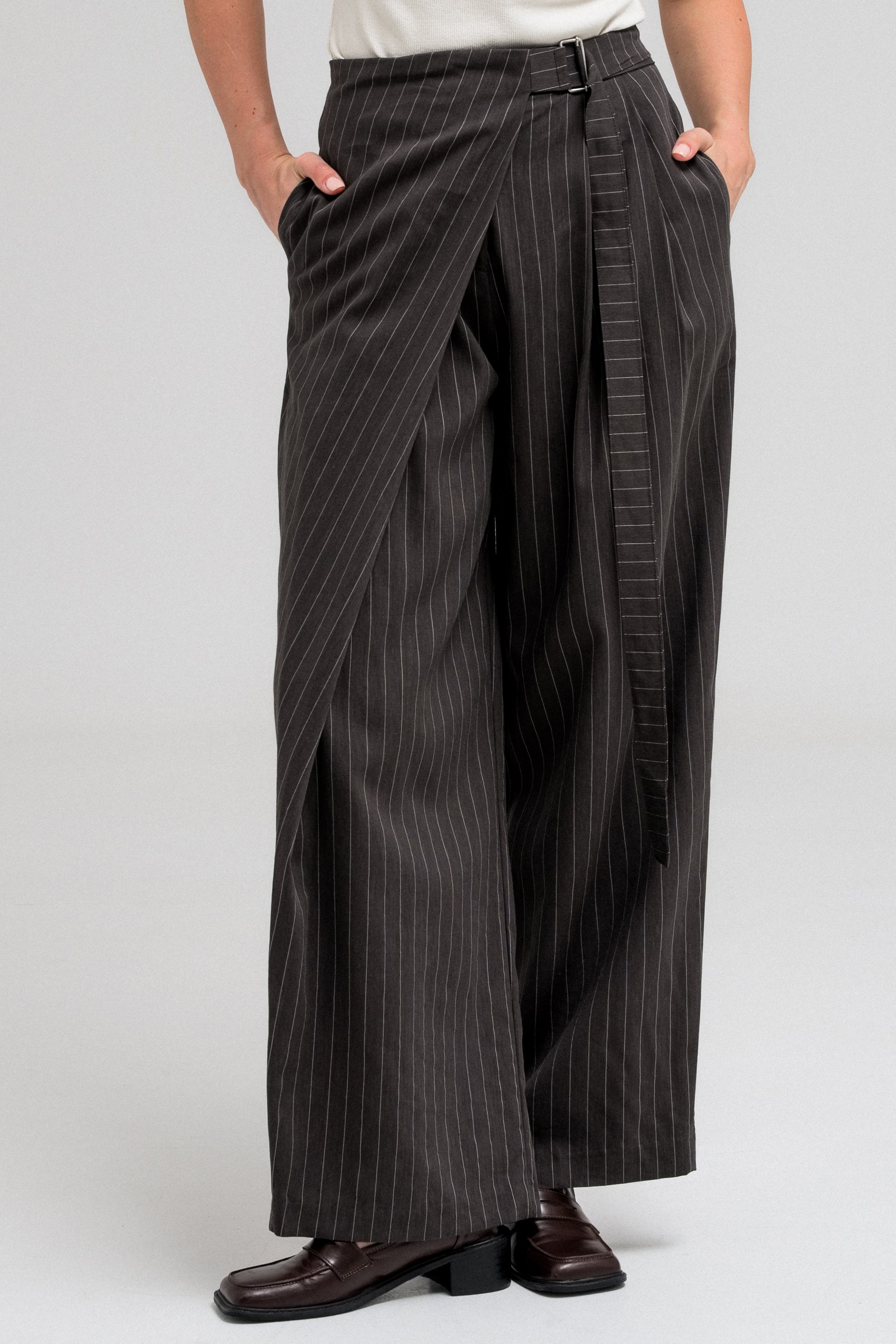 LIEKE WRAP PANTS