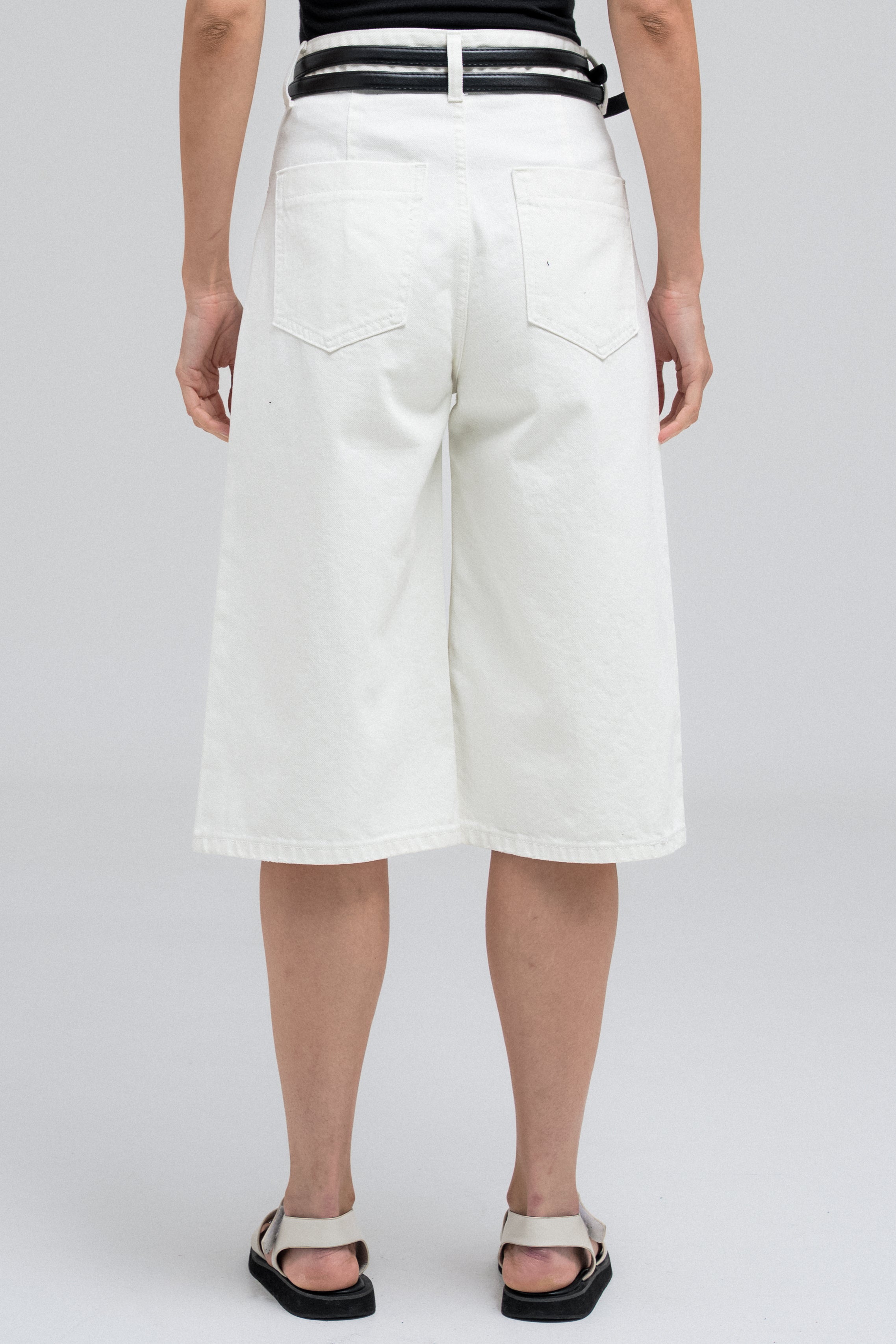 THE DOUBLE BELT SHORTS