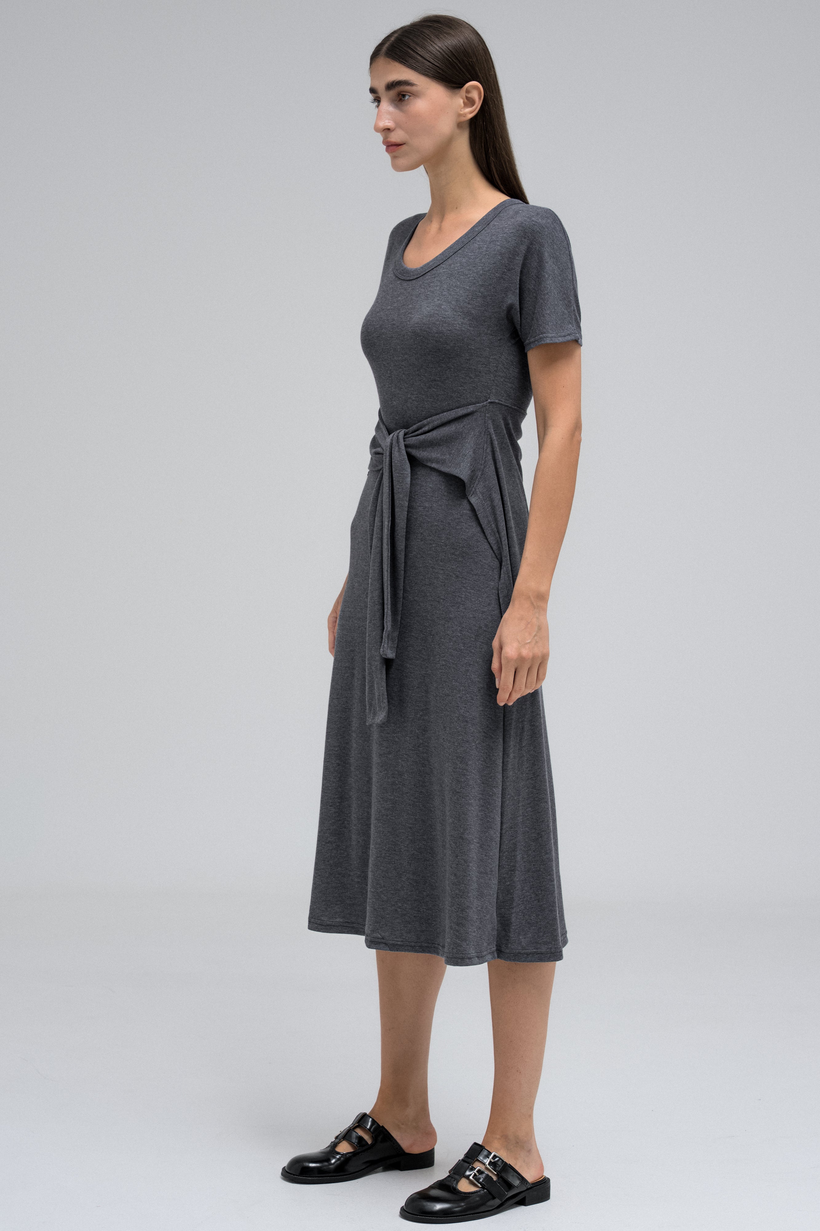 THE DAILY DRESS