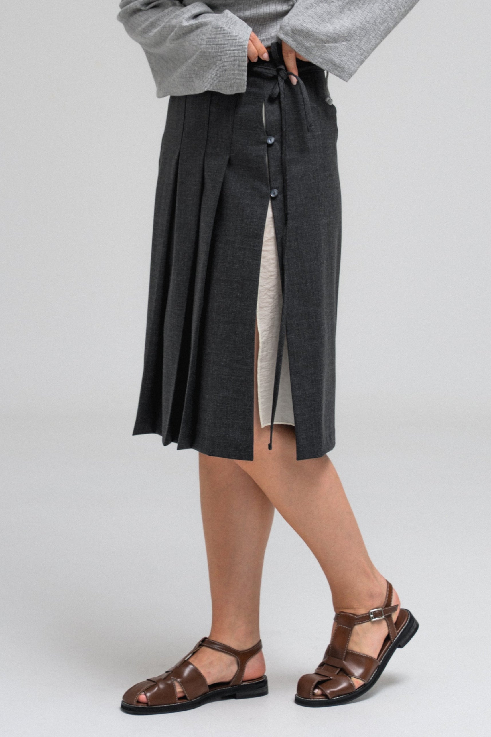 LEORA PLEATED SKIRT