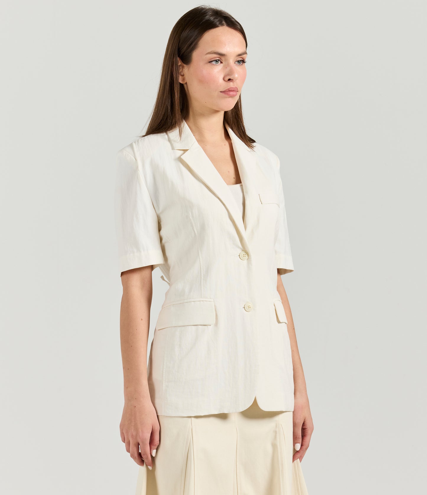 IVORY SHORT SLEEVES BLAZER