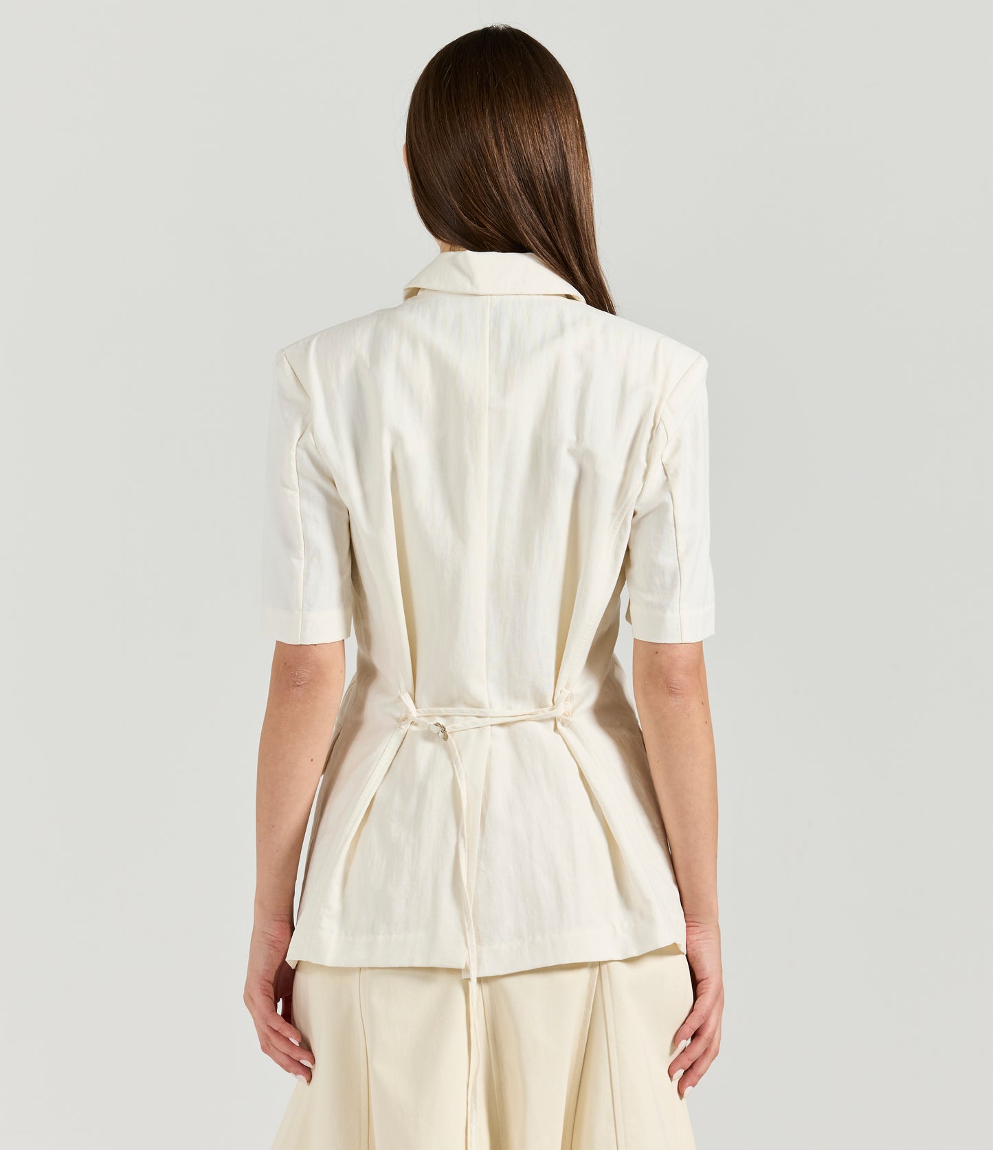 IVORY SHORT SLEEVES BLAZER